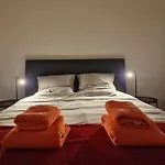Maison Ping ,en Face Des Arènes * Béziers