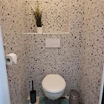 Apartment Maison Ping ,en Face Des Arenes