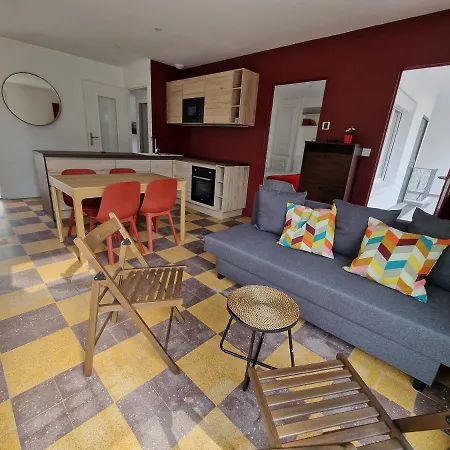 Apartment Maison Ping ,en Face Des Arenes *