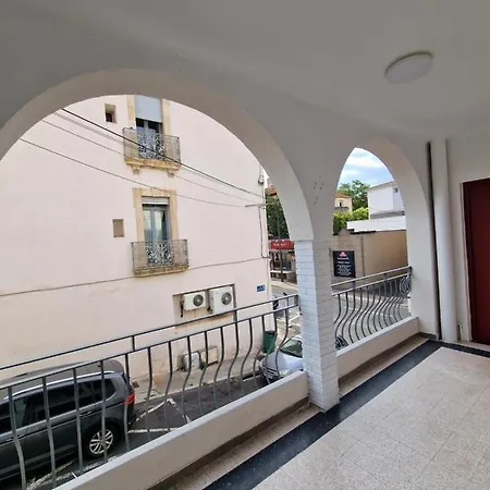 Maison Ping ,en Face Des Arenes Appartement Béziers