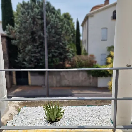 Appartement Maison Ping ,en Face Des Arenes Béziers