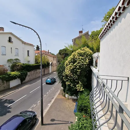 Maison Ping ,en Face Des Arenes Béziers