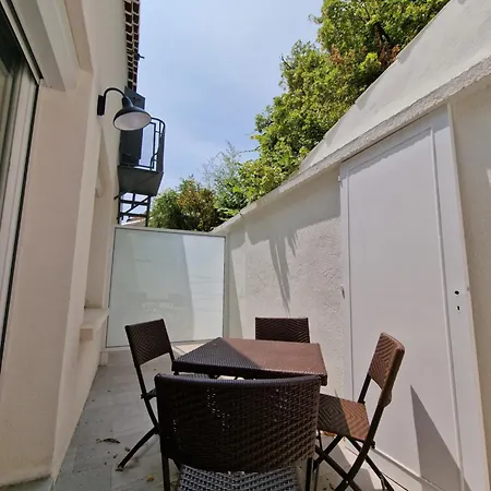 Maison Ping ,en Face Des Arenes Appartement