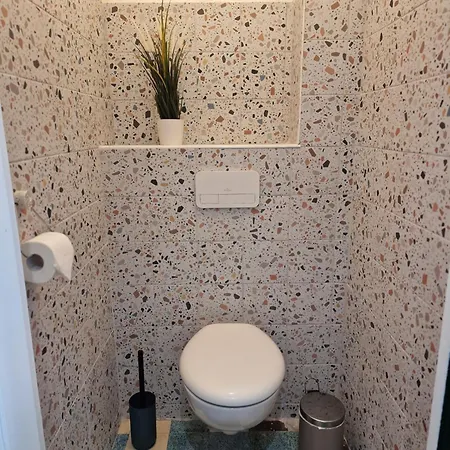 Appartement Maison Ping ,en Face Des Arenes